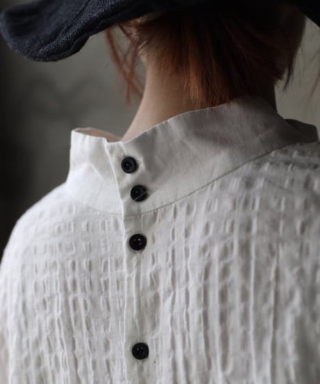 cavane キャヴァネ / Stand coll gathered chest linen & cottonブラウス / ca-26001