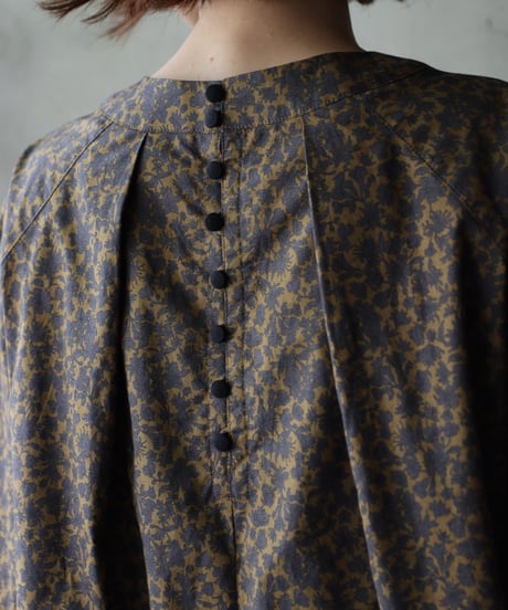 cavane キャヴァネ / Over Tuck Botanical Dressワンピース / ca-25126