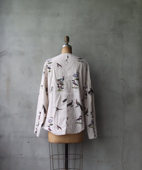 ALEKSANDR MANAMISアレクサンダーマナミ/ 1820 BIRD COLLARLESS SHIRTブラウス / am-24037