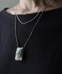 Antonia Rossi (Antomoon)/ Embroidered Square Heart Necklaceネックレス / An-26001