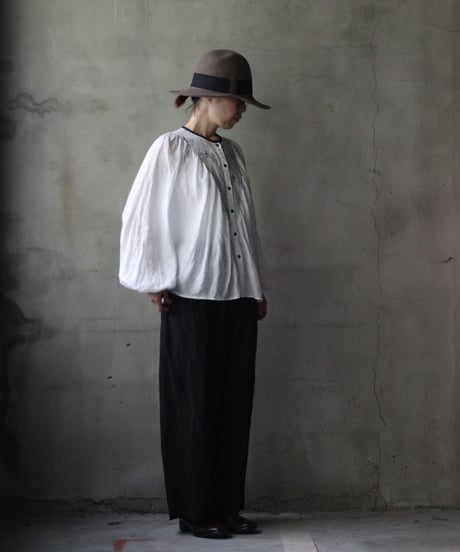 cavane キャヴァネ / Collarless raglan linen100 blouseブラウス / ca-25134