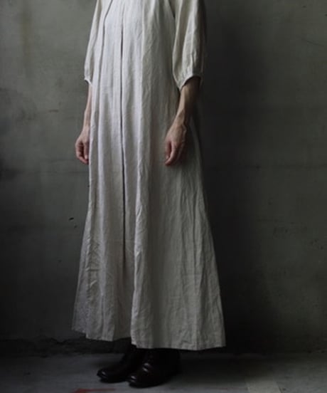 cavane キャヴァネ / Over Tuck Linen100 Dressワンピース / ca-25100