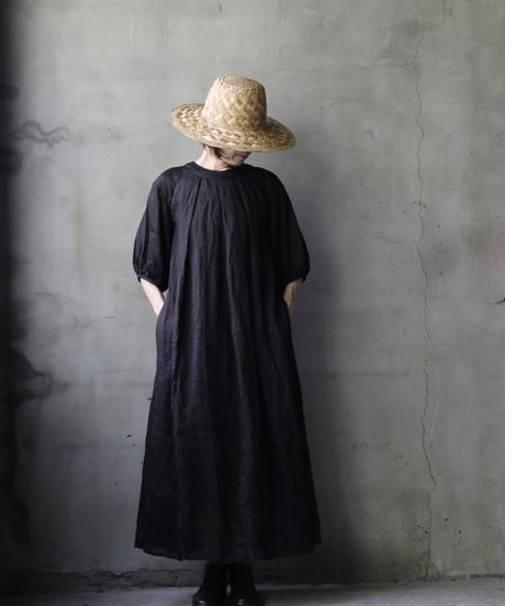 cavane キャヴァネ / Over Tuck Linen100 Dressワンピース / ca-25102