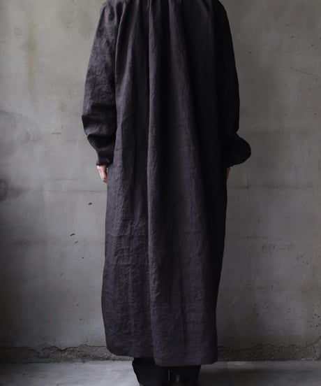 klauseクロイゼ / Belarus linen Gather shirt long length (鉄媒染) / kla-24009
