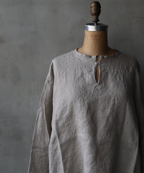 klauseクロイゼ / Belarus Linen平織/薄手C.S.Slit Neck Shirt / kla-26010