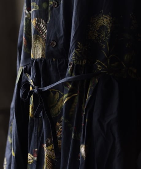 ALEKSANDR MANAMISアレクサンダーマナミ/ NATURA BLEU LOOSE FRONT DRESSワンピース/ am-25013