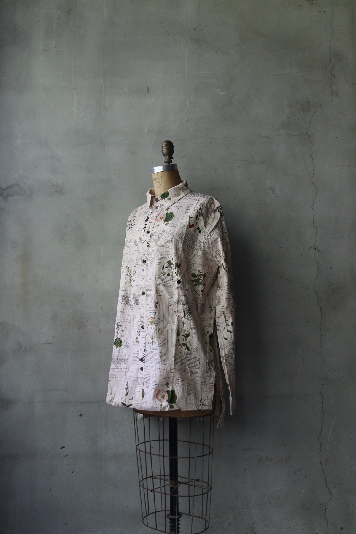 Aleksandr Manamis ボタニカルショーツ Aleksandr Manamis ボタニカルショーツ Aleksandr Manamis