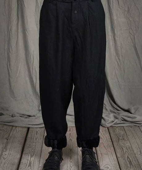ALEKSANDR MANAMISアレクサンダーマナミ/ VELVET WOOL HECTOR PANT - BLACKトラウザーズ / am-25019