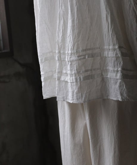 cavane キャヴァネ / Raglan puff-sleeve blouse Linenブラウス / ca-25008