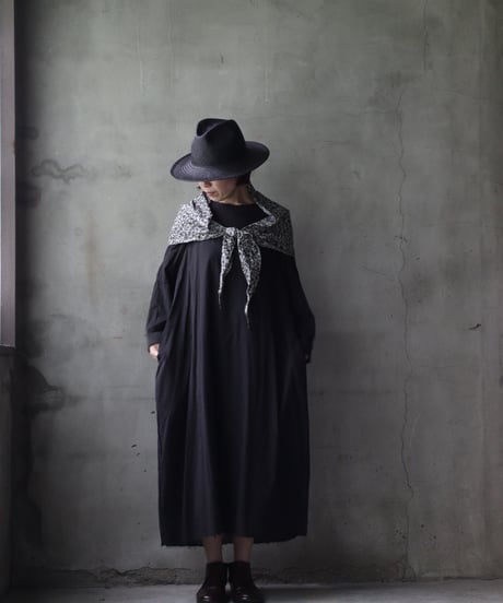 cavane x CAVANE 20TH ANNIVERSARY / Limited Scarfスカーフ / ca-25083