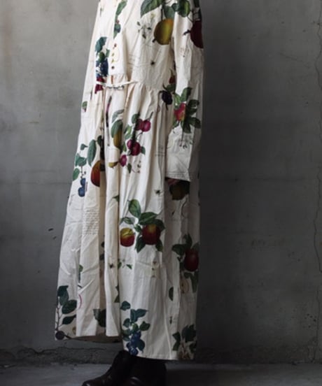ALEKSANDR MANAMISアレクサンダーマナミ/ LES FRUITS LOOSE FRONT DRESSワンピース / am-26014