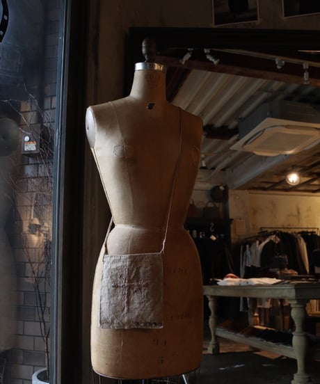 Antonia Rossi (Antomoon)/ Embroidered Shoulder Pochetteポシェット / An-24005