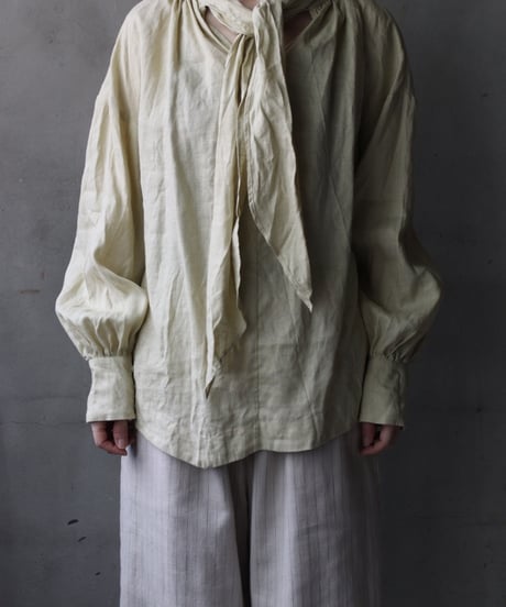 cavane キャヴァネ / Pull-over blouse with tie Linen100ブラウス / ca-26054