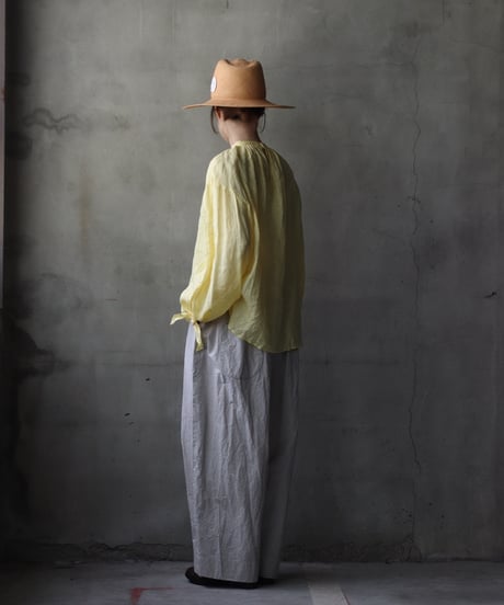 cavane キャヴァネ / Gather Neck Pullover Blouse linen100ブラウス / ca-26067