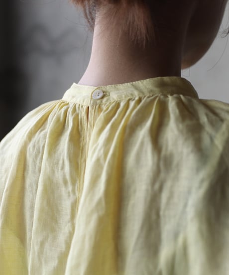cavane キャヴァネ / Gather Neck Pullover Blouse linen100ブラウス / ca-26067