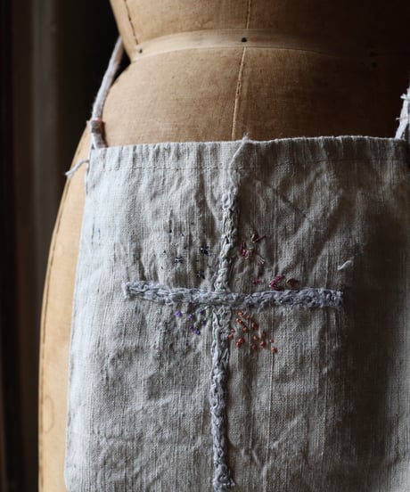 Antonia Rossi (Antomoon)/ Embroidered Shoulder Pochetteポシェット / An-24011