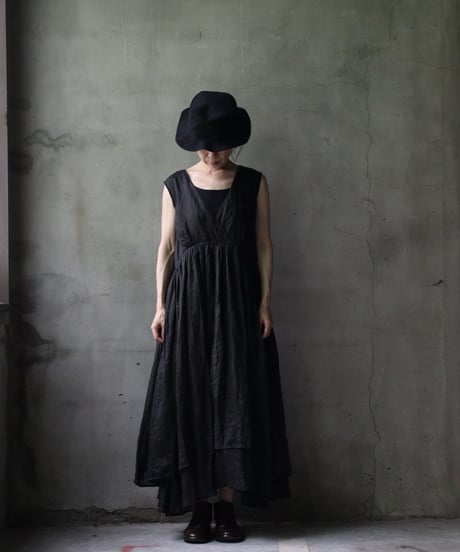 cavane キャヴァネ / Gathered dress linen100ワンピース / ca-25119
