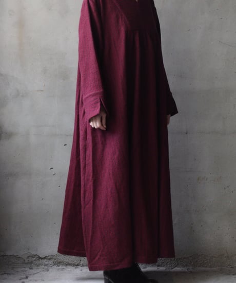 cavane キャヴァネ /  Neckline switching dress wool100ワンピース / ca-25172