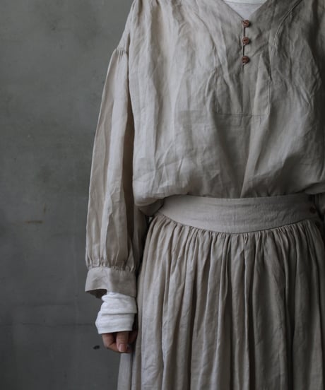 cavane キャヴァネ / Gathered skirt with side button linen100 スカート / ca-25150