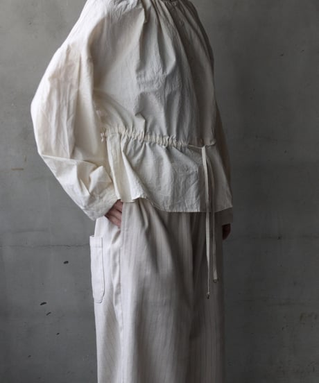 cavane キャヴァネ / Stand collar with waist drawstring blouse cotton&linenブラウス / ca-26058