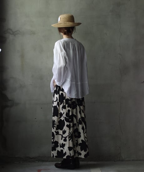 cavane キャヴァネ / V Pull-over blouse linen100ブラウス / ca-25162