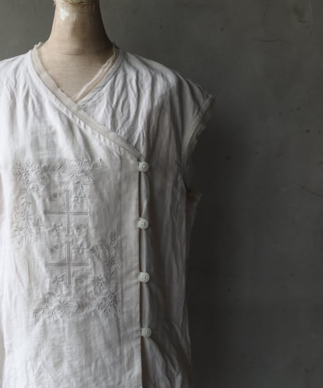 NATIVE VILLAGE ネイティブヴィレッジ / No.6/ Quiet forest tree 刺繍ベスト/ na-25015