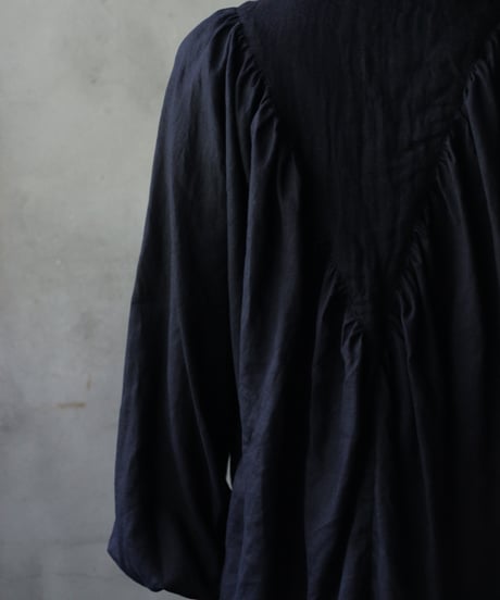 cavane キャヴァネ / Collarless raglan linen100 blouseブラウス / ca-25132