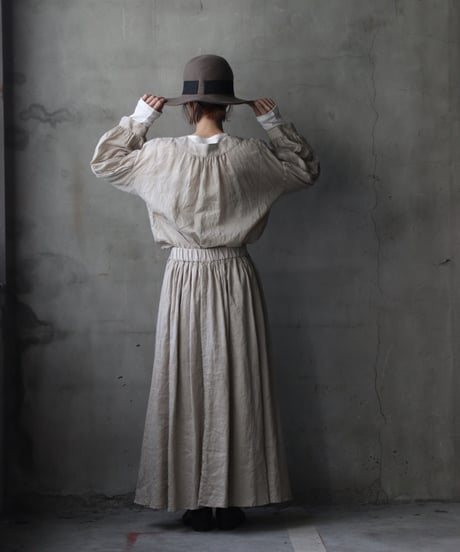 cavane キャヴァネ / Gathered skirt with side button linen100 スカート / ca-25150