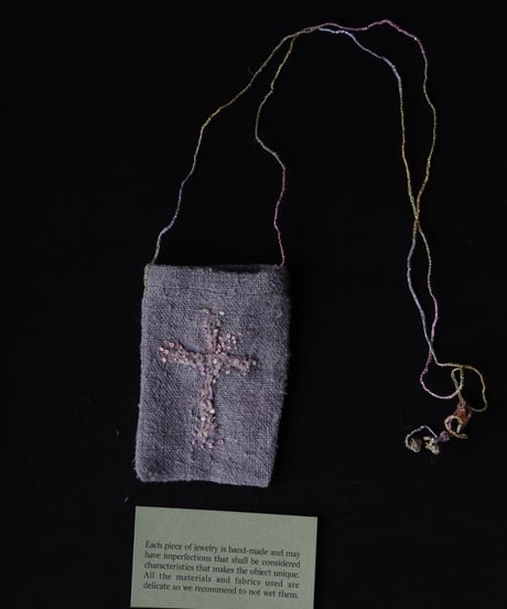 Antonia Rossi (Antomoon)/ Embroidered little pouch omamori vintage Necklaceネックレス / An-25014