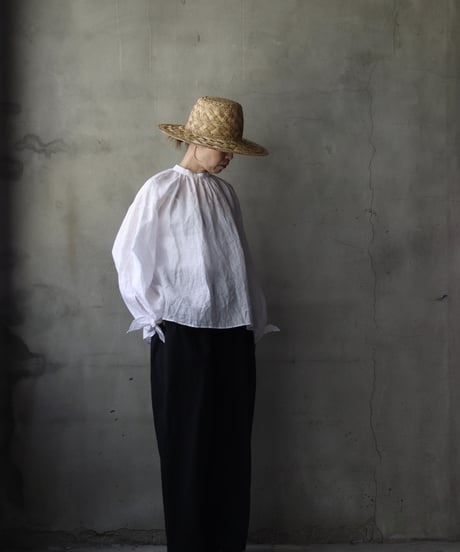 cavane キャヴァネ / Gather Neck Pullover Blouse linen100ブラウス / ca-26068