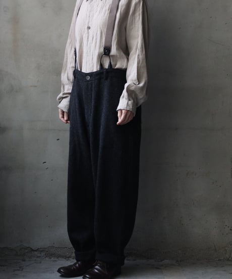 cavane キャヴァネ / Over-pants with suspender wool100パンツ / ca-25159