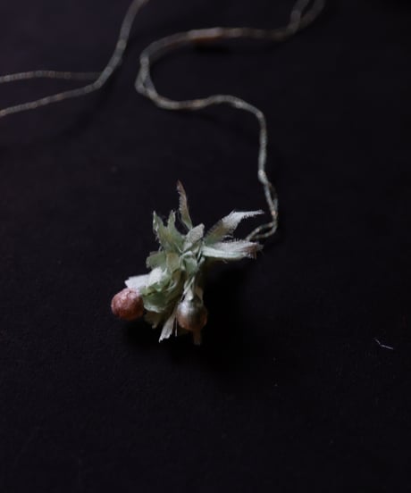 Antonia Rossi (Antomoon)/ Embroidered Square Heart Necklaceネックレス / An-25036