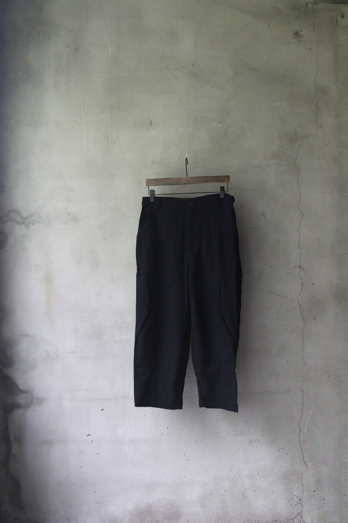 ALEKSANDR MANAMISアレクサンダーマナミ/ SEMI WIDE CROPPED
