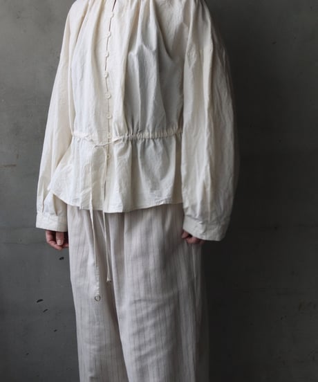 cavane キャヴァネ / Stand collar with waist drawstring blouse cotton&linenブラウス / ca-26058