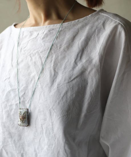 Antonia Rossi (Antomoon)/ Embroidered Square Heart Necklaceネックレス / An-25055