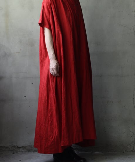 cavane キャヴァネ / Balloon no-sleeve dress Linen100ワンピース / ca-25129
