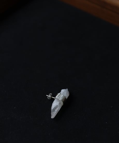 Atelier Inscrire / COSTUME JEWELLERY QUARTZ SINGLE EARRINGイヤリングB / At-24008