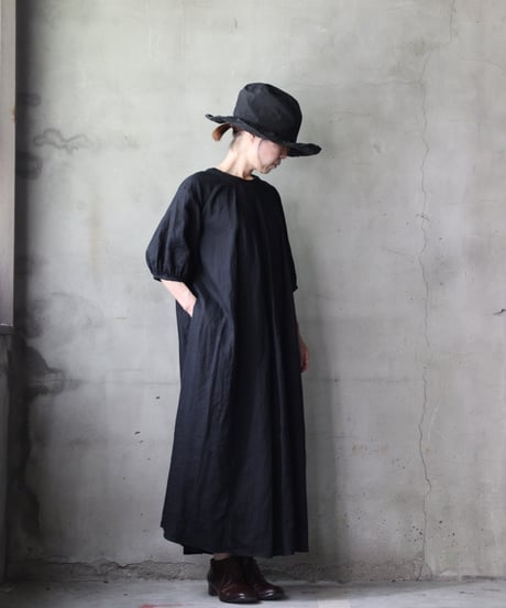 cavane キャヴァネ / Over Tuck Linen100 Dressワンピース / ca-25127