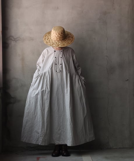 cavaneキャヴァネ / Gathered dress with side switchingワンピース / ca-26055