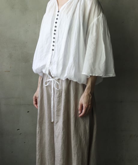 cavane キャヴァネ / Wide-sleeves with waist drawstring linen100 blouseブラウス / ca-25104