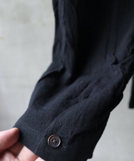 ALEKSANDR MANAMISアレクサンダーマナミ/ SEMI WIDE CROPPED PANTパンツ / am-23024