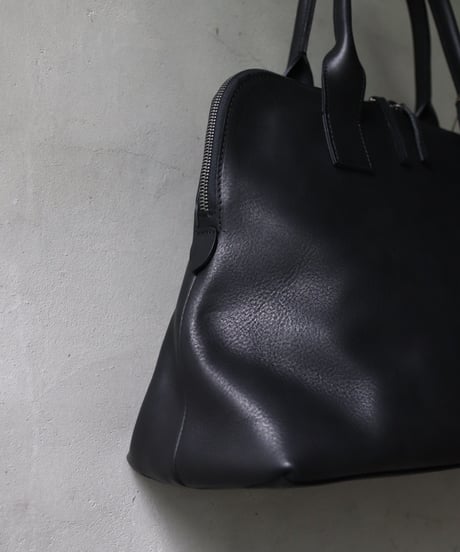 CORIU コリゥ/  FRONT ZIP BAG CALF(C06)  / cor-20007