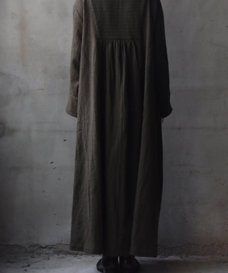 cavane キャヴァネ / Neckline switching dress wool100ワンピース / ca-25173