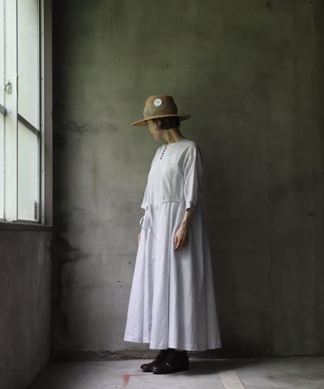 cavane キャヴァネ / Switching line tuck dressワンピース / ca-23121