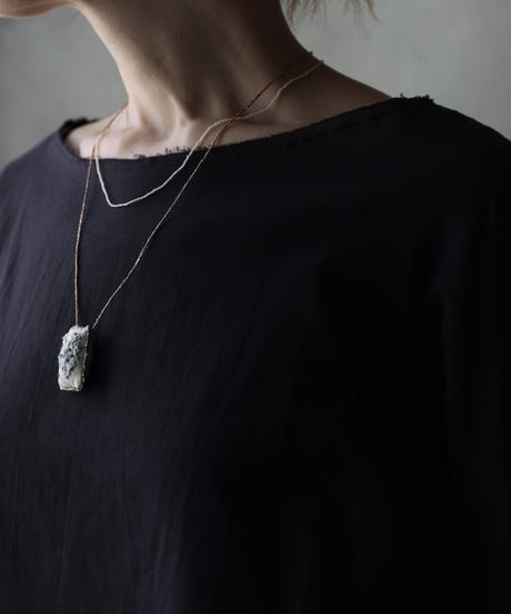 Antonia Rossi (Antomoon)/ Embroidered Square Heart Necklaceネックレス / An-26001