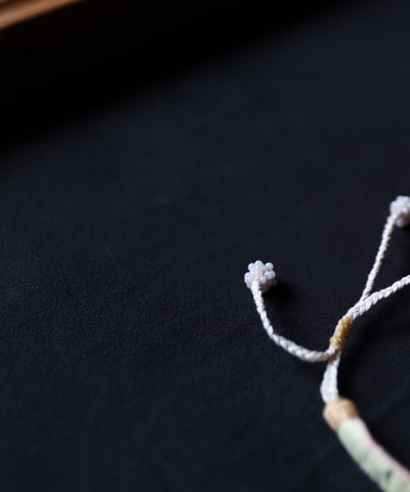 Antonia Rossi (Antomoon)/ Artisan Embroidered bracelets in vintage silkブレスレット / An-26014