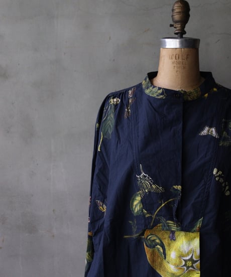 ALEKSANDR MANAMISアレクサンダーマナミ/ NATURA BLEU WIDE PLACKET SHIRTプルオーバーシャツ/ am-25014