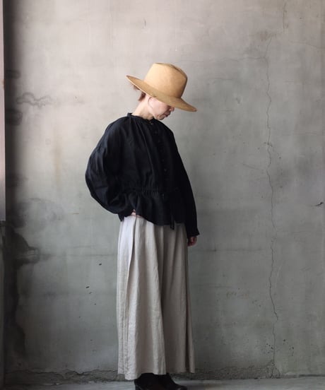 cavane キャヴァネ / Stand collar with waist drawstring blouse linen100ブラウス / ca-26060