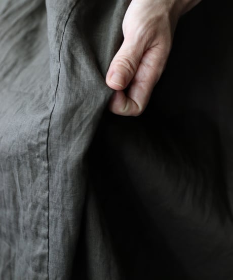 cavane キャヴァネ / Over Tuck Linen100 Dressワンピース / ca-25128