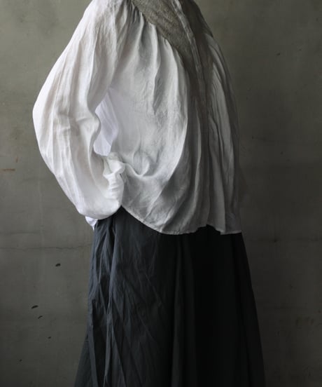 cavane キャヴァネ / Collarless raglan linen100 blouseブラウス / ca-25133